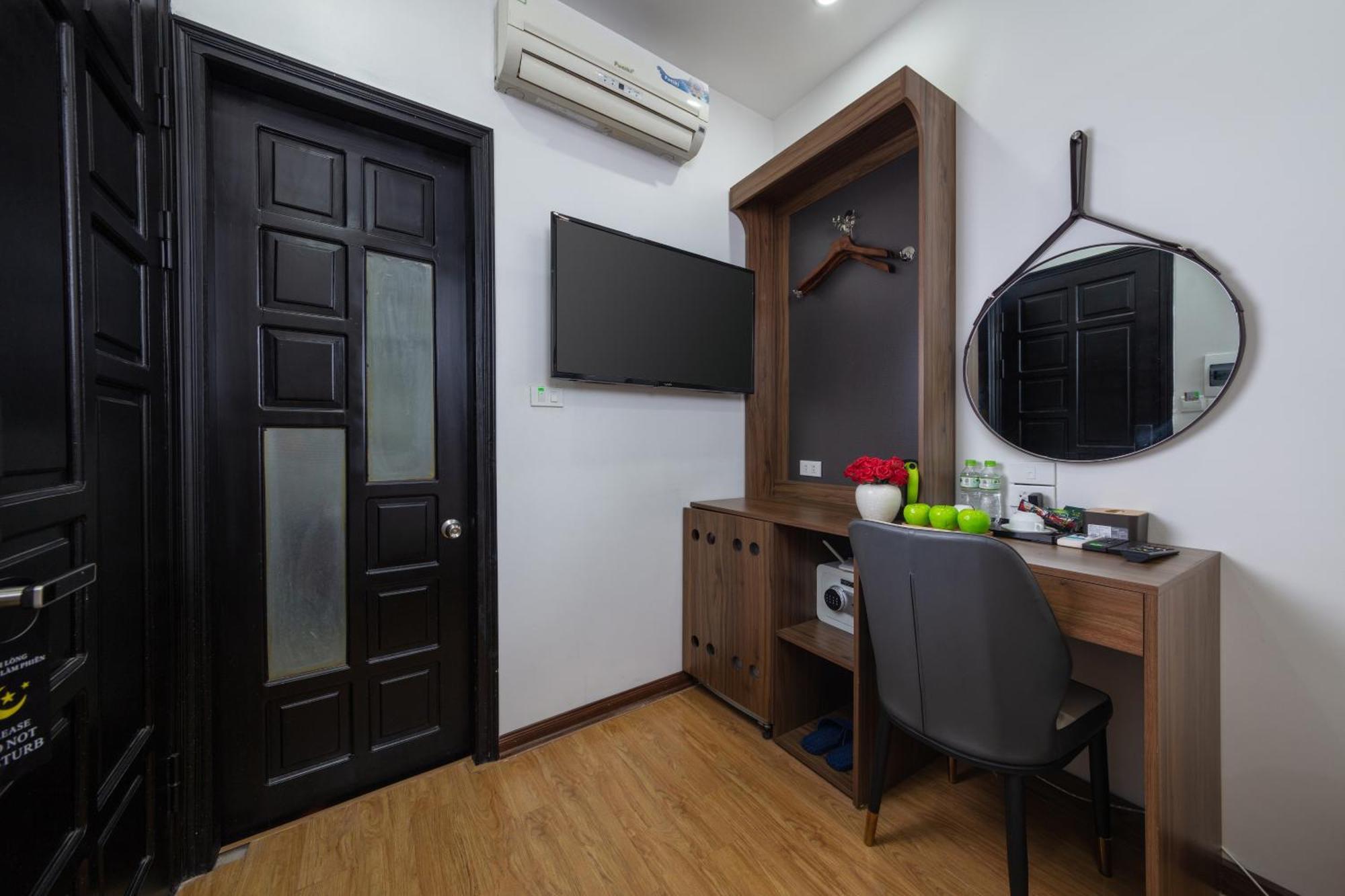Hanoi Liliane Hotel And Travel Экстерьер фото